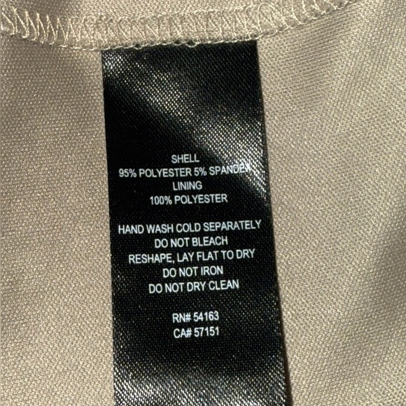 JESSICA HOWARD Gold Metallic Long Sleeve Dress Size 14 - Picture 8 of 9